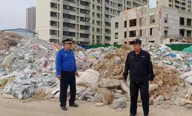 鹏泉街道开展建筑垃圾整治行动